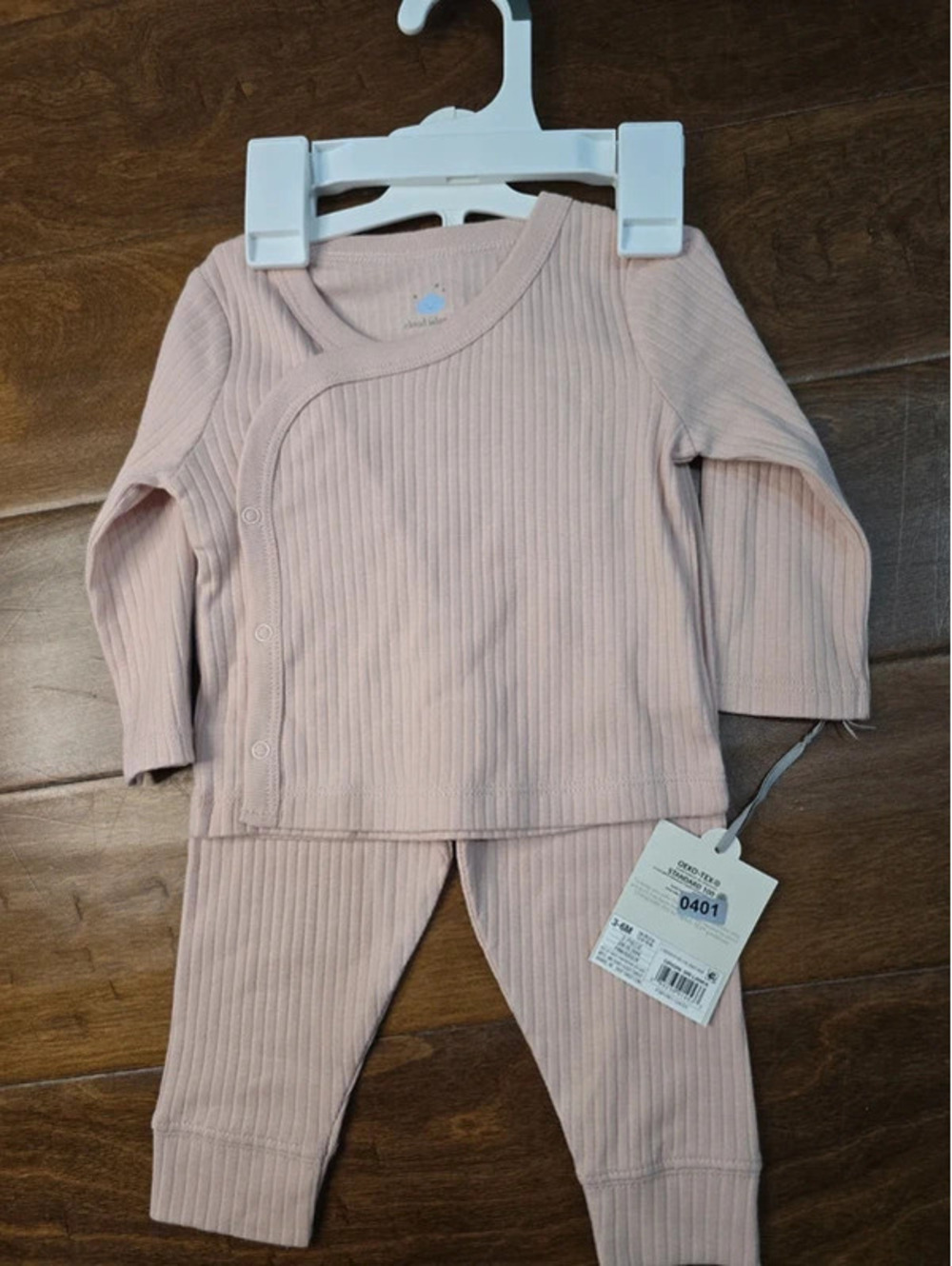 3 to 6m brand new outfit set from cloud island item 401G5